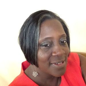 Meet your Posher, Pamela